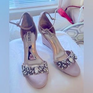 Badgley Mischka Blush Wedges